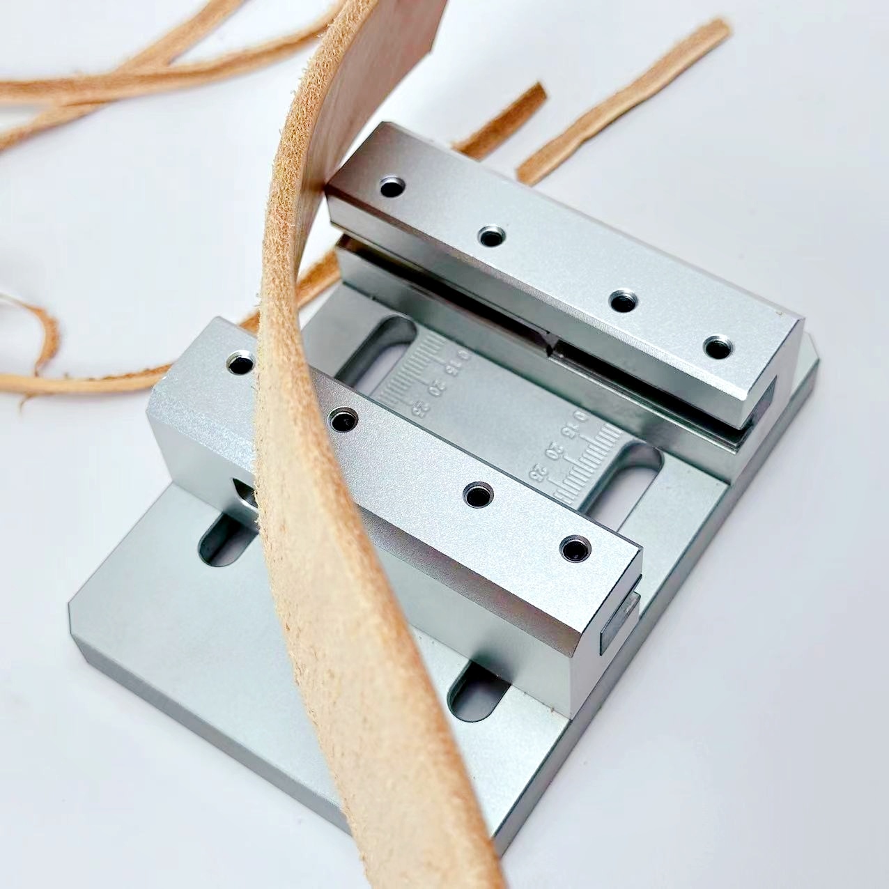 Leatherwork Diy - Macchina per rifilare i bordi delle
