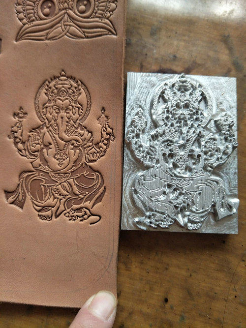 Stampo per incisione in pelle  - Leatherwork Flowers recensione e prezzo