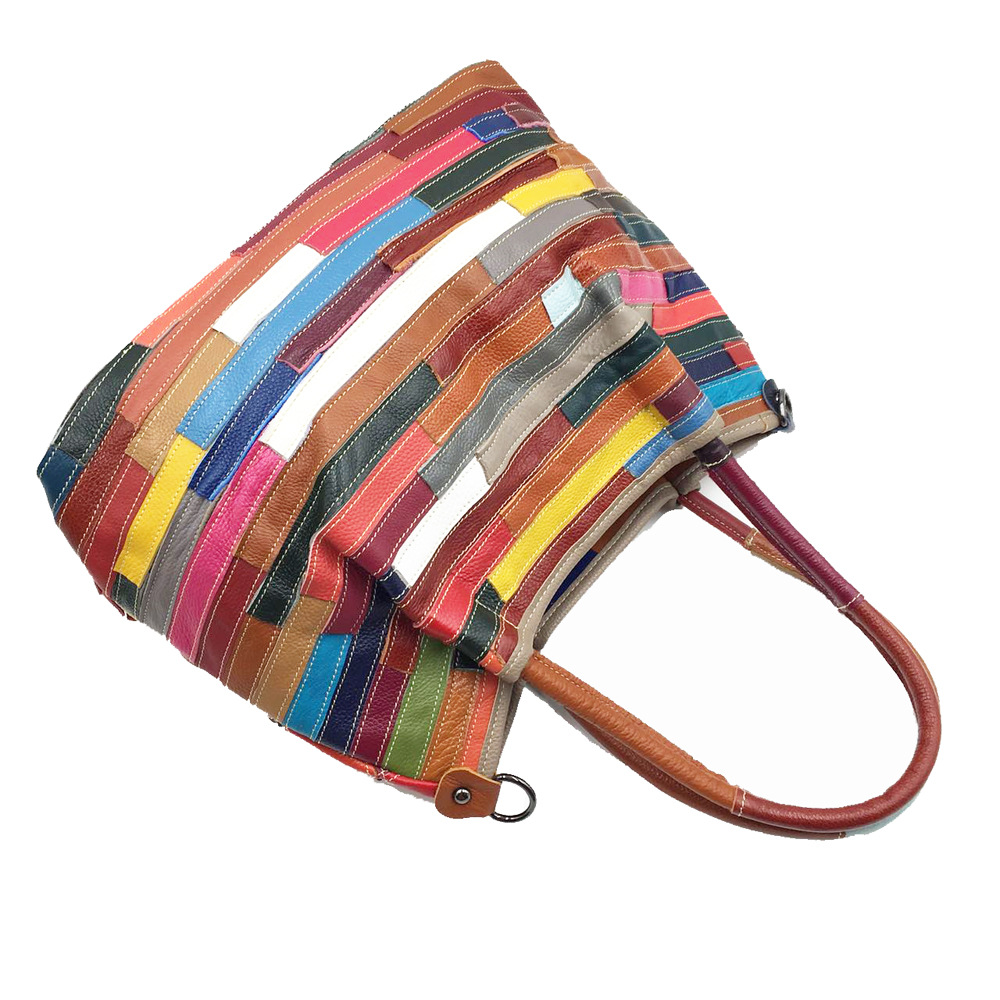 Borsa a Spalla Oversize da Don - Leatherwork Flowers recensione e prezzo